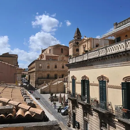 Porta Reale 4*