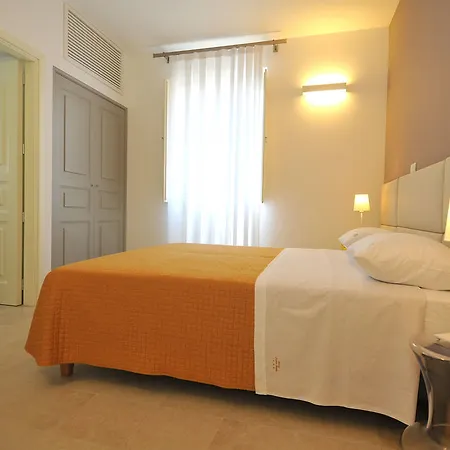 Porta Reale 4* Noto