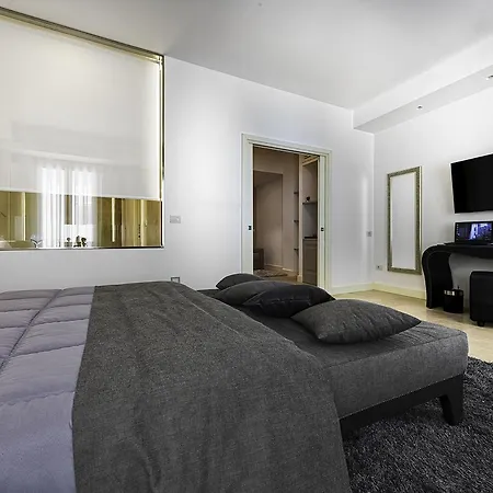 Porta Reale Hotel 4*