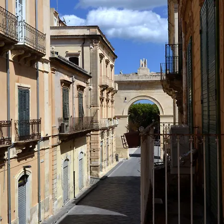 Otel Porta Reale Noto