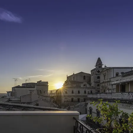 Otel Porta Reale 4*